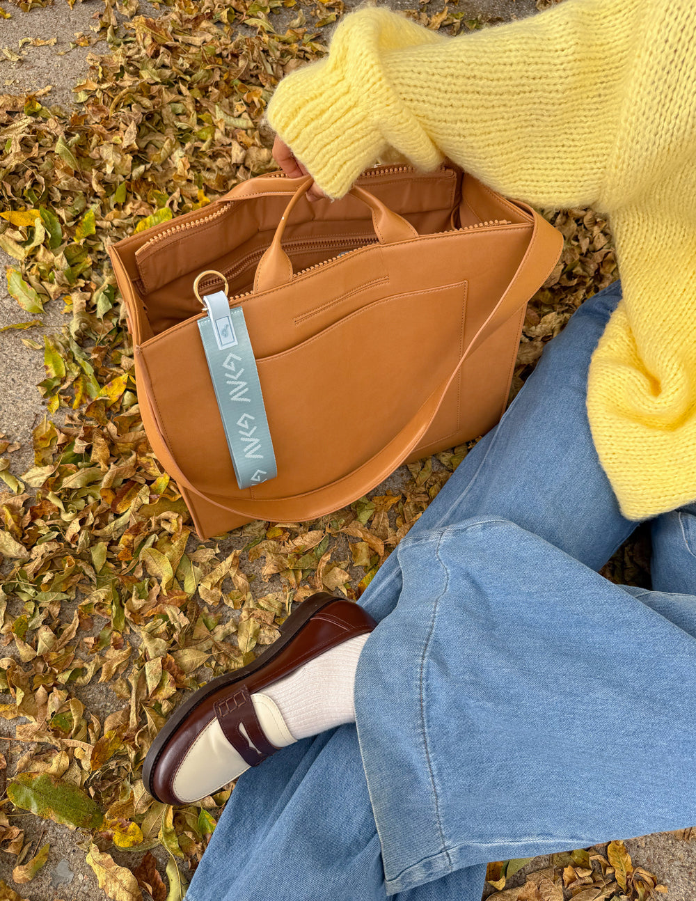 Blue Oversized Highs and Lows Keychain